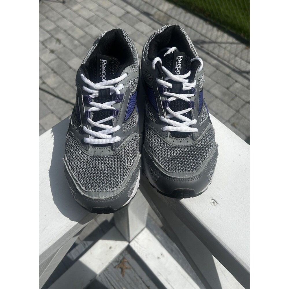 Reebok Women’s Running Shoes Size 8 Wide Gray Purple White Athletic Sneakers